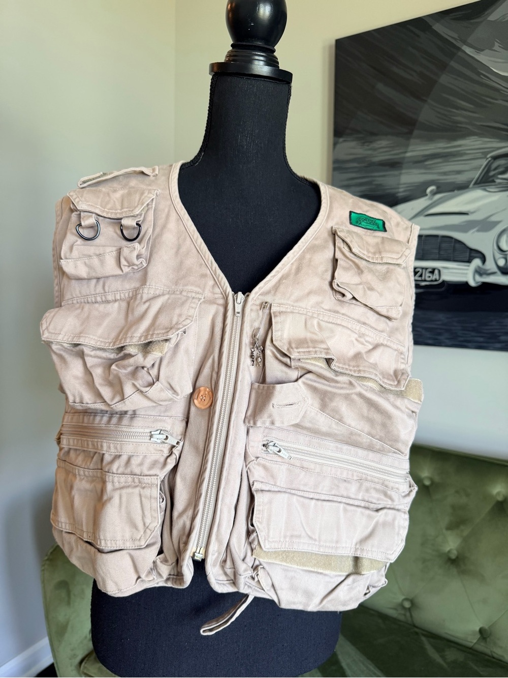 Multi-Pocket Utility Fishing Vest in Light Tan